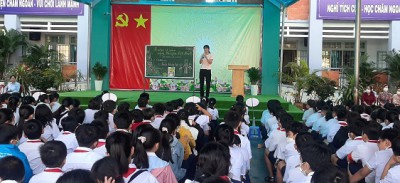 giới thieu sách T11