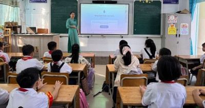 Lễ chào cờ đầu năm 2026 và kết hợp phát thưởng cho học sinh đạt giải hội thi kể chuyện theo sách