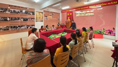 Trao quà Tết - Lan tỏa yêu thương