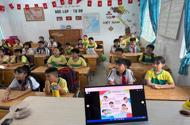 Nâng cao ý thức phòng, chống bệnh não mô cầu trong trường học
